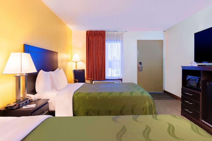 Room 16 of 52