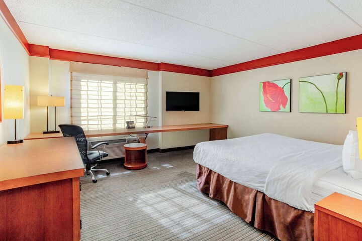 Room 16 of 45