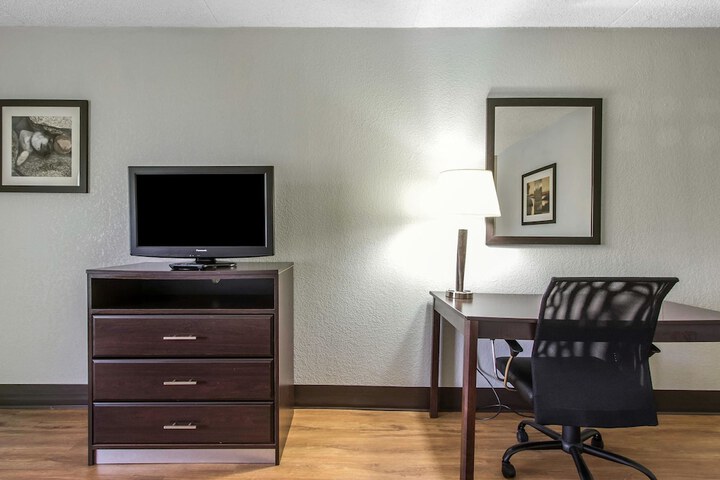 Room 22 of 31