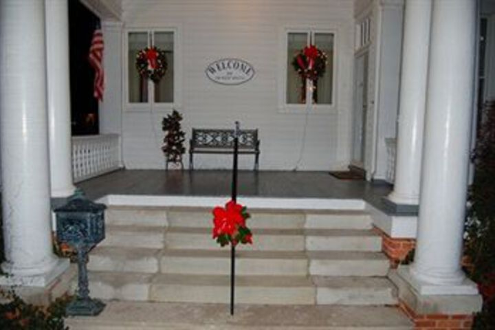 Simply Divine Bed and Breakfast