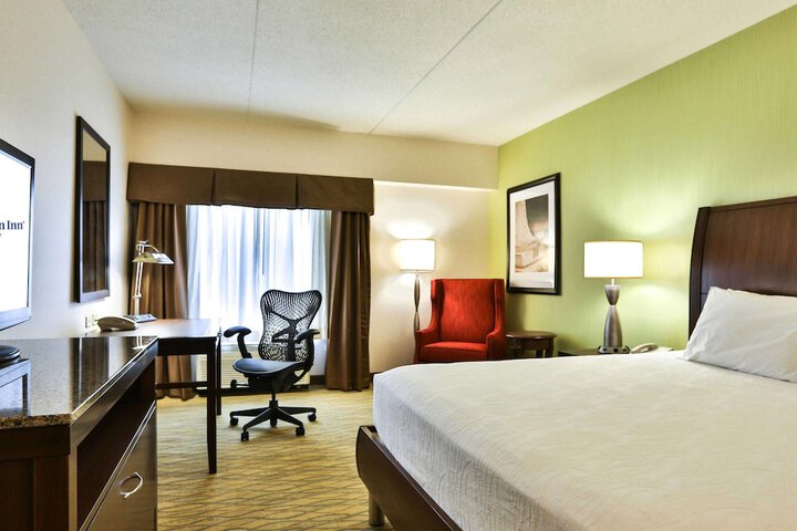 Room 40 of 76
