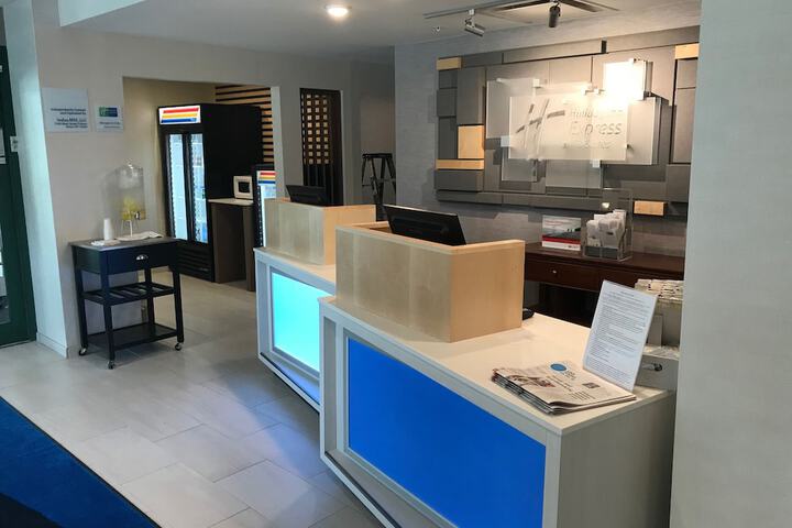 Holiday Inn Express Hotel & Suites Rochester - Victor by IHG