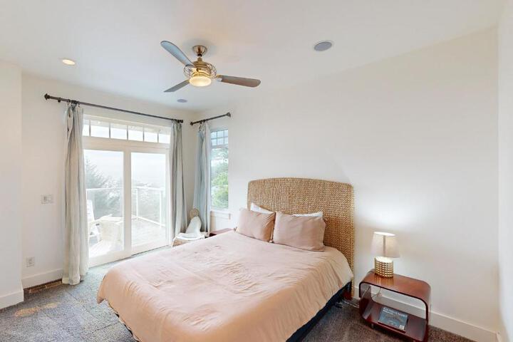 Alder Beach House