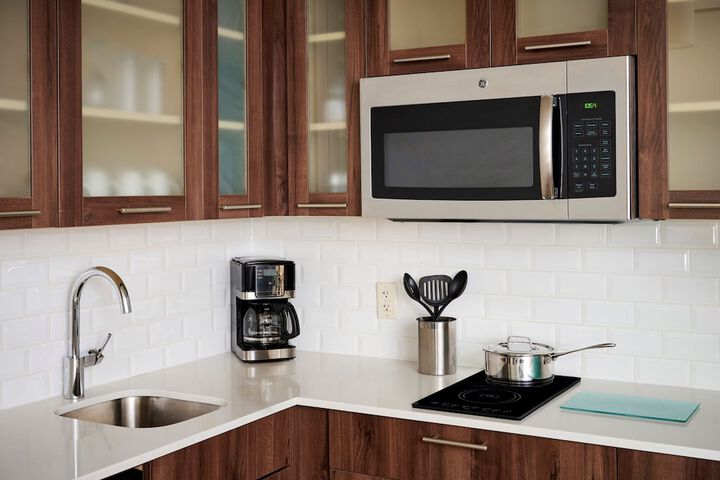 Staybridge Suites Niagara-On-The-Lake by IHG