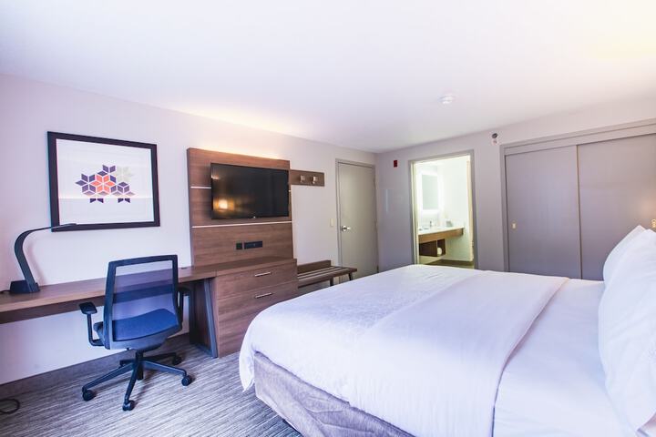 Room 43 of 109