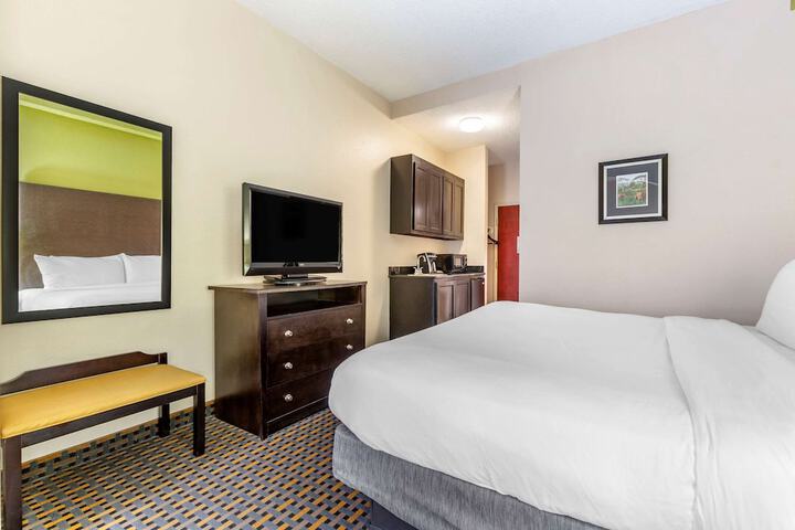 Comfort Inn & Suites Asheboro East