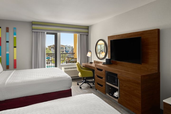 Room 46 of 63