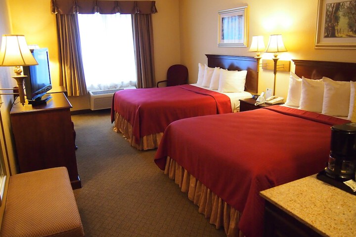Room 15 of 23