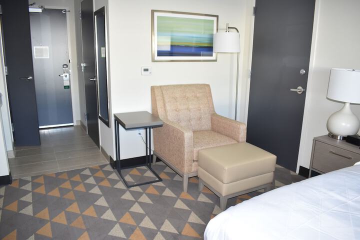 Room 44 of 93