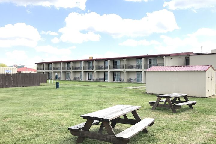 Property Grounds 47 of 49