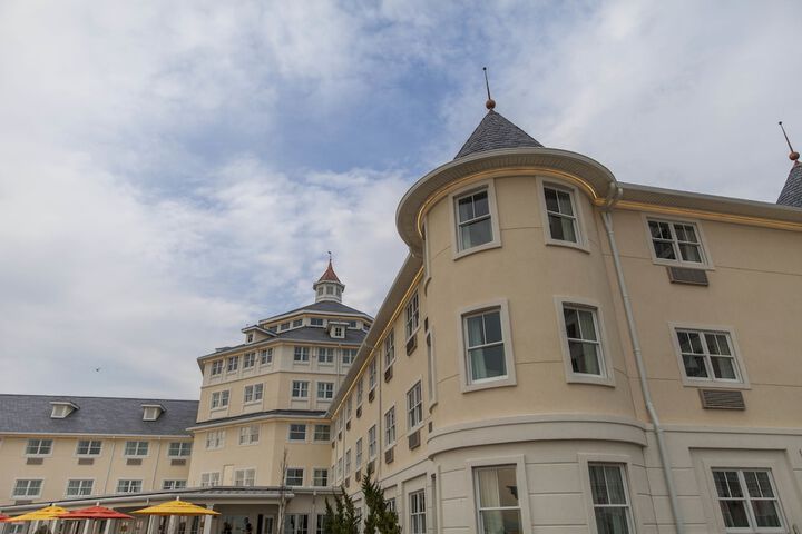 Cedar Points Hotel Breakers
