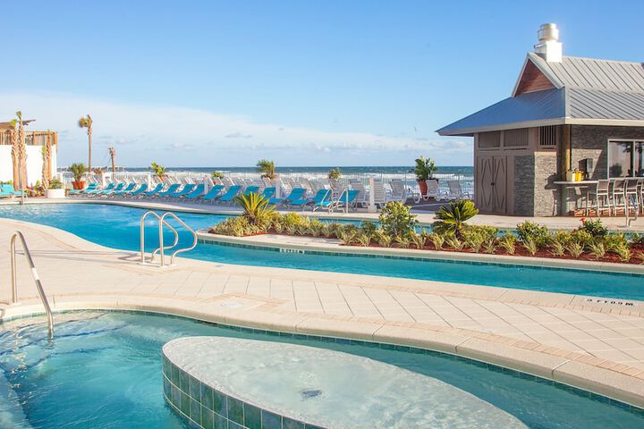 Holiday Inn Express & Suites Panama City Beach - Beachfront by IHG