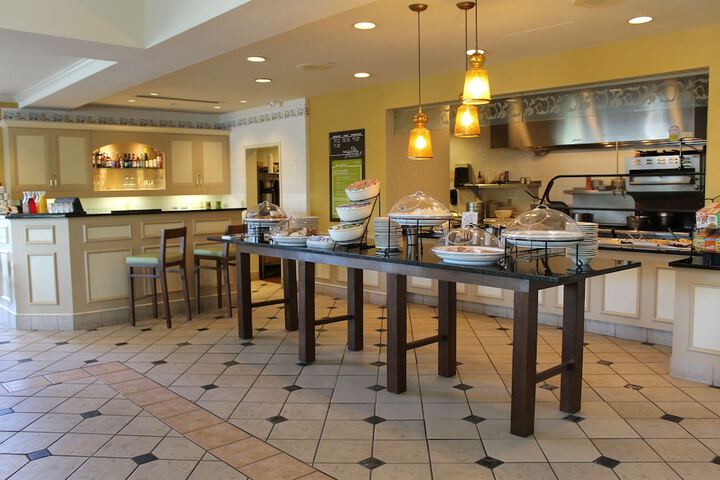 Hilton Garden Inn Addison