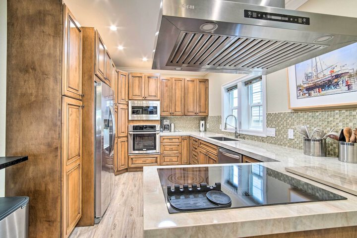 Renovated North Bend Cottage: Near Eateries!