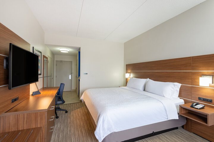 Room 21 of 39