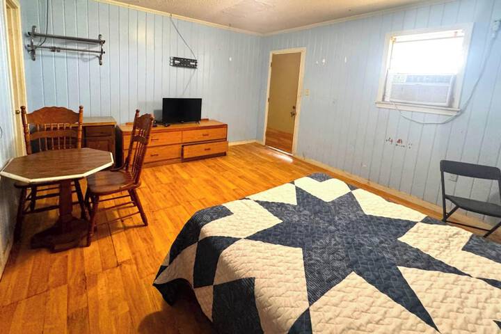 Southern Inn Lake Village Near Greenville MS 1