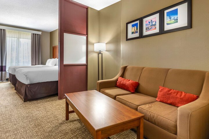 Room 10 of 31