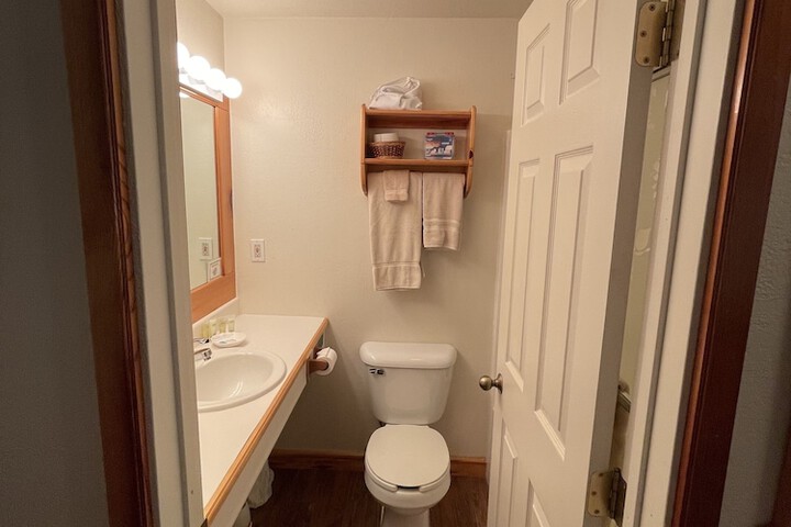 Room 35 of 44