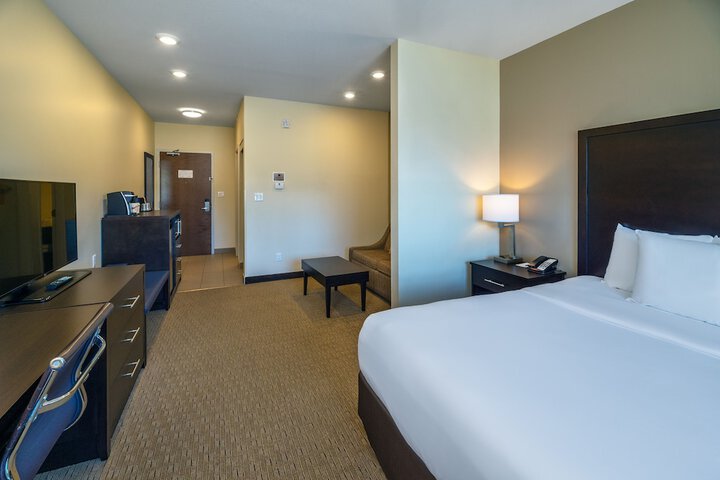 Room 16 of 51