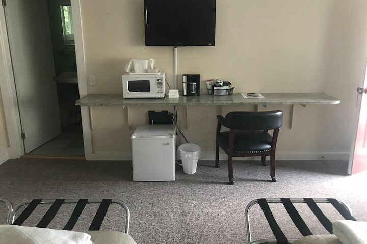 Room 34 of 42