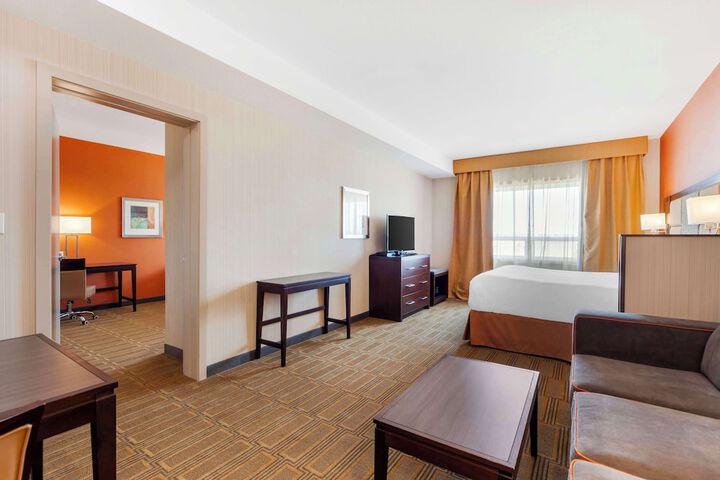 Best Western Plus Chateau Fort St. John