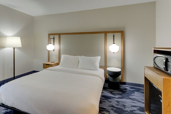 Room 22 of 47