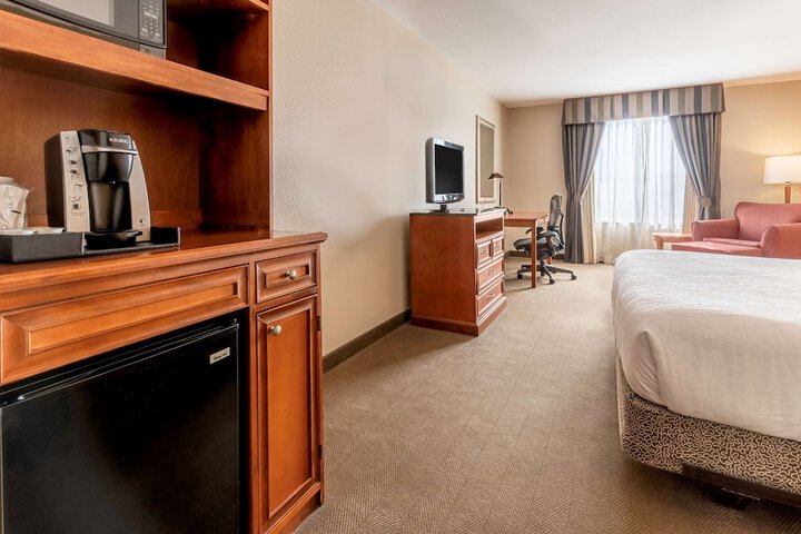 Room 11 of 26