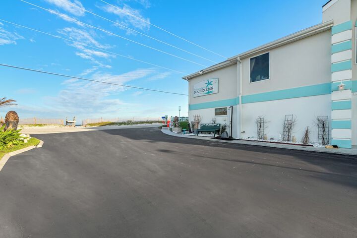 Ocean Sands Beach Boutique Inn - 1 Acre Private Beach