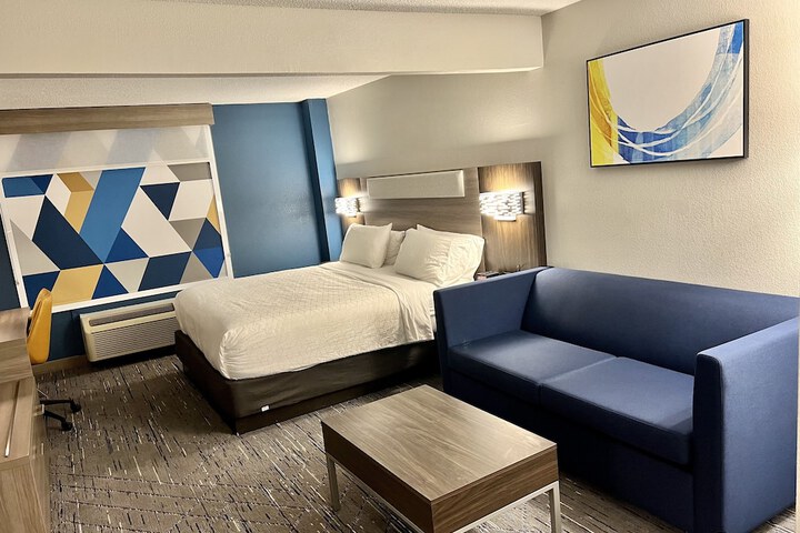 Holiday Inn Express Madison by IHG