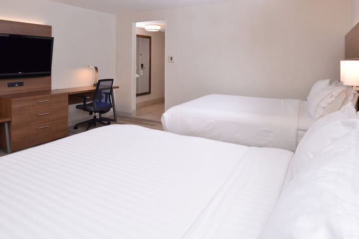Room 28 of 58