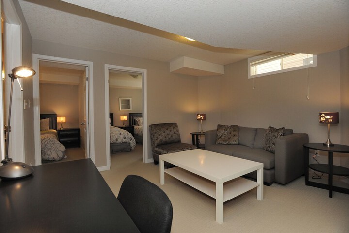 Boardwalk Homes - Executive Guest Rooms & Townhomes