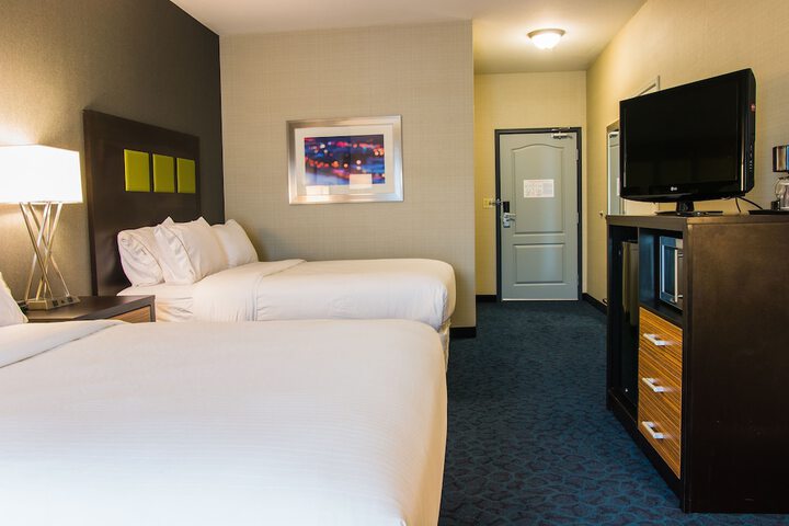Holiday Inn Express & Suites Jackson by IHG