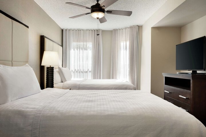 Room 20 of 35