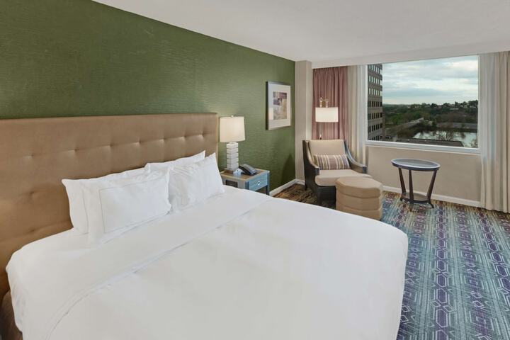 Hilton Harrisburg