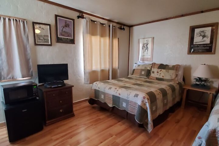 Room 52 of 72