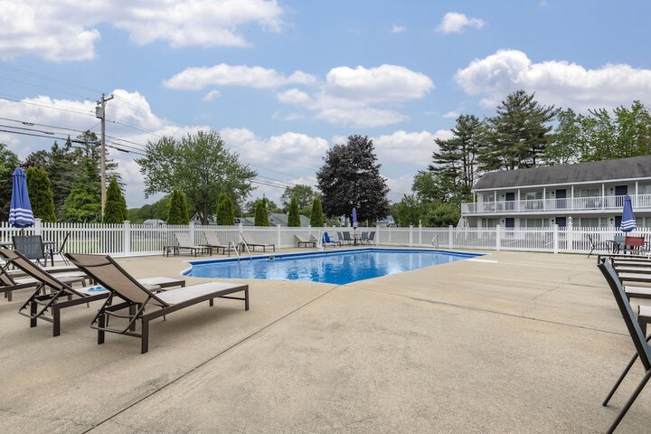 Pool 14 of 63