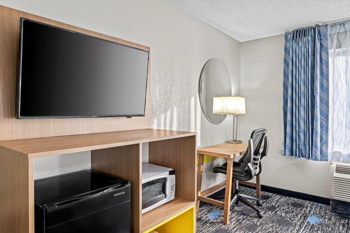 Days Inn by Wyndham Chattanooga / Hamilton Place