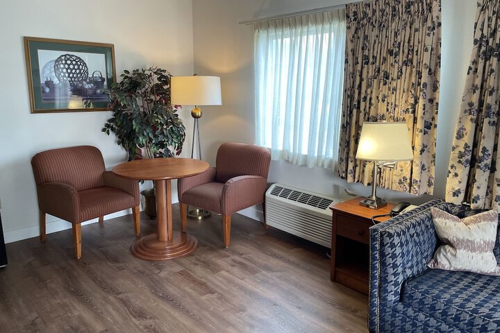 Room 20 of 48