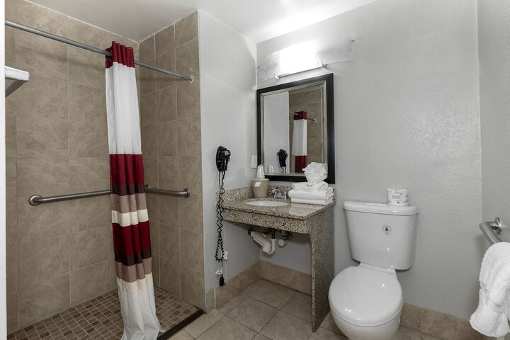 Room 19 of 25