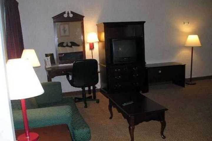 Room 11 of 35