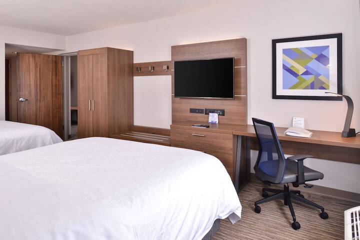 Room 34 of 54