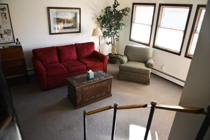 Room 98 of 119