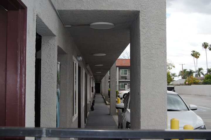 Hotel 2 of 69