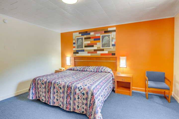 Room 20 of 29