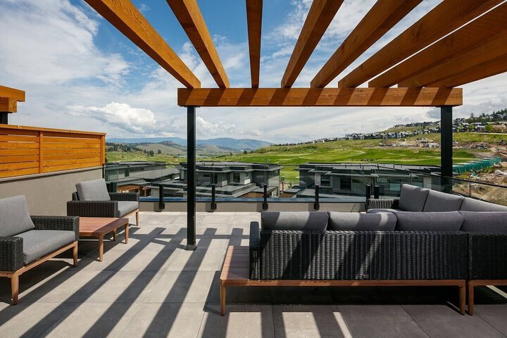Terrace/Patio 114 of 136