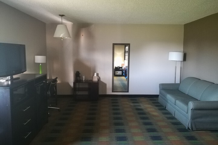 Super 8 by Wyndham Keokuk