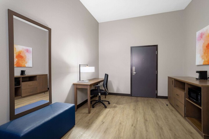 Room 29 of 58