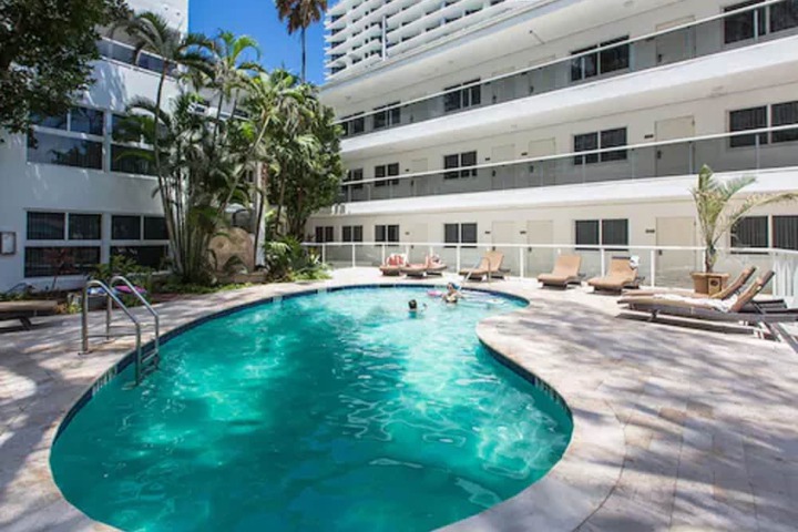 Pool 4 of 50