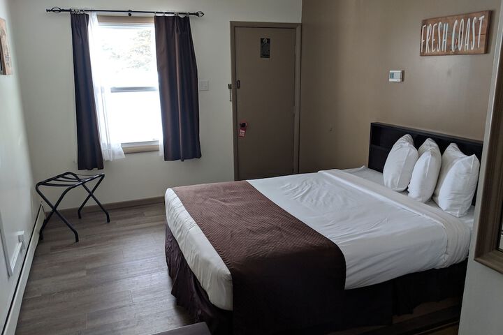 Room 22 of 33
