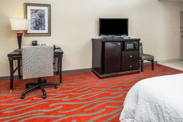 Hampton Inn & Suites Tulsa / Catoosa